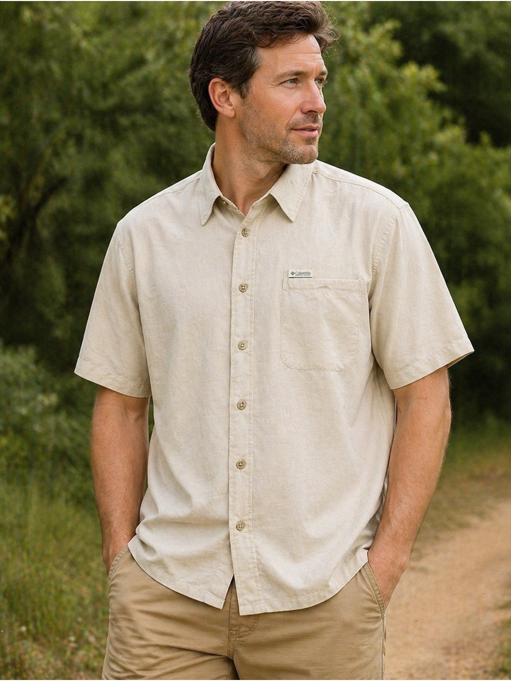 Columbia Men's Short-Sleeve Button Down Shirt in Light Beige
